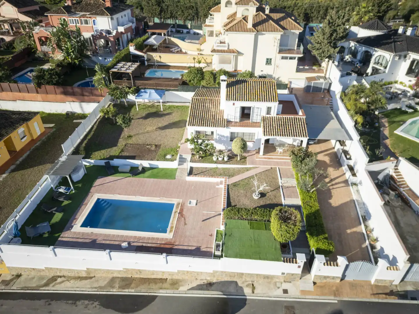Casa amb piscina en venda a Estepona Pueblo, imagen 2