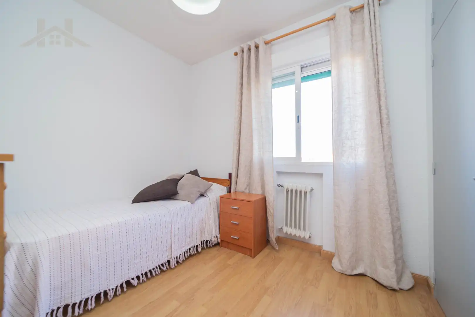 Schlafzimmer von Wohnung zum Verkauf in Alcorcón mit Klimaanlage, Heizung und Privatgarten