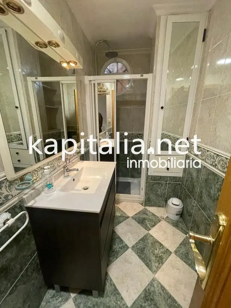 Baño de Casa o chalet en venta en Alzira con Aire acondicionado, Jardín privado y Terraza