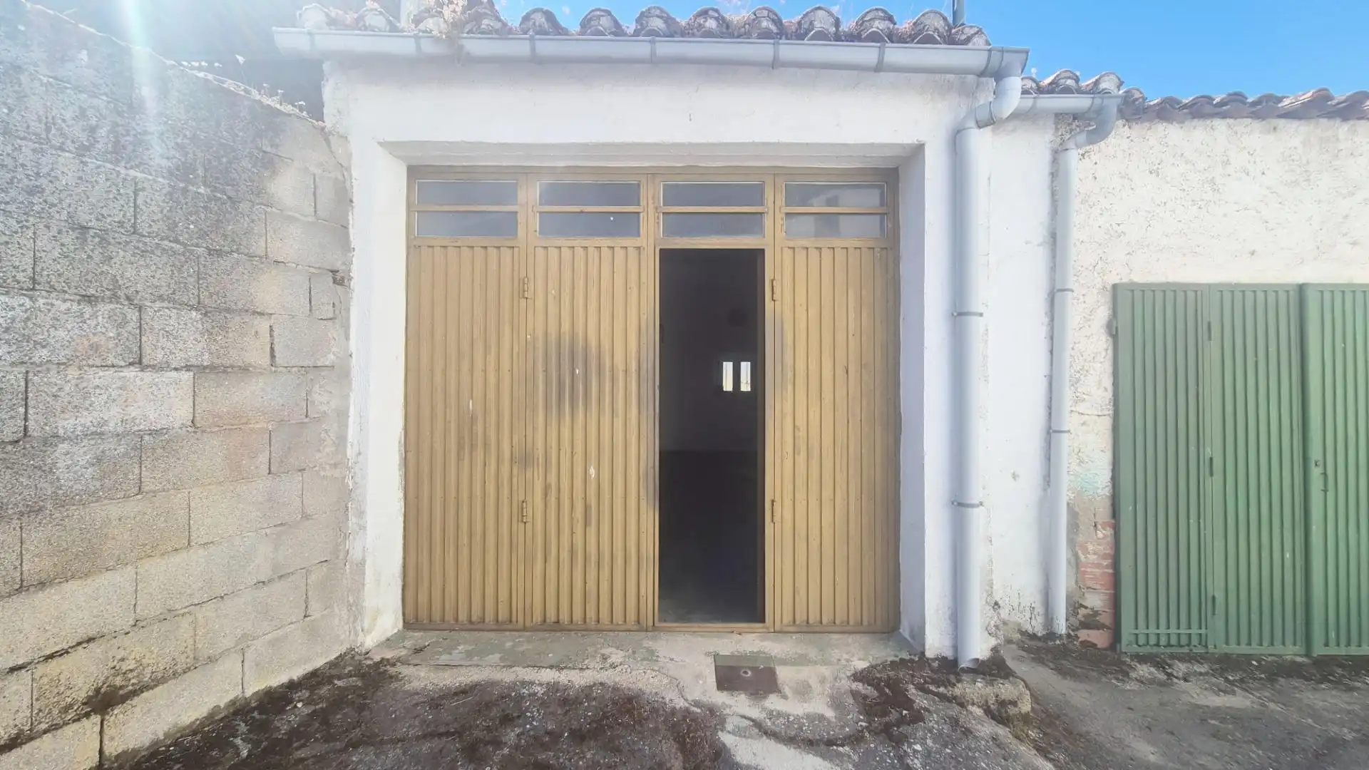Garage for sale in Barruecopardo