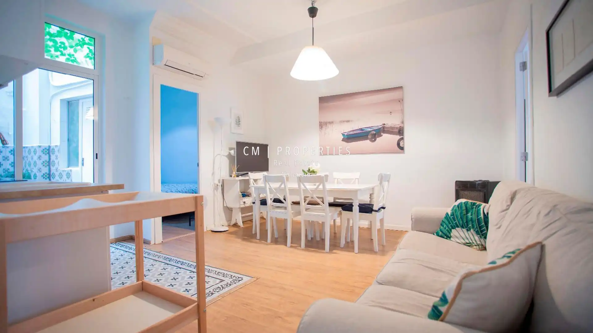 Sala de estar de Piso de alquiler en  Valencia Capital con Aire acondicionado, Calefacción y Parquet