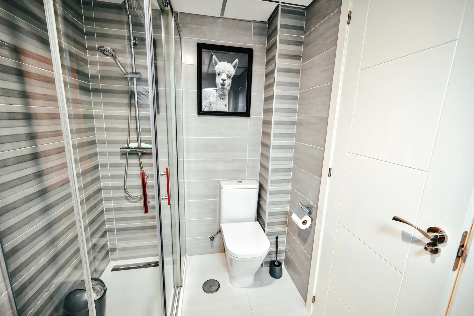 Baño de Apartamento en venta en Torremolinos con Aire acondicionado, Amueblado y Alarma