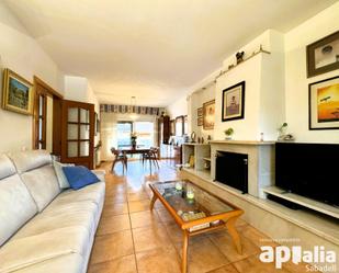 Living room of Single-family semi-detached for sale in Sabadell  with Heating, Terrace and Storage room