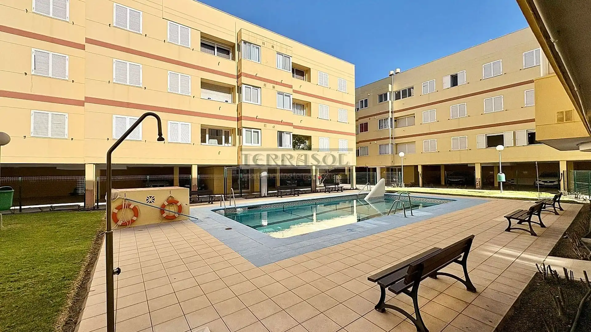 Exterior view of Apartments for sale in Vélez-Málaga  with Terrace and Swimming Pool
