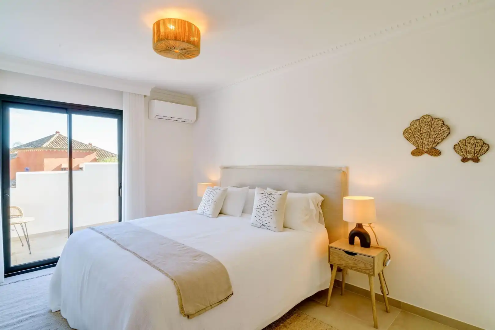Habitación de Casa o chalet en venta en Marbella con Aire acondicionado, Jardín privado y Terraza