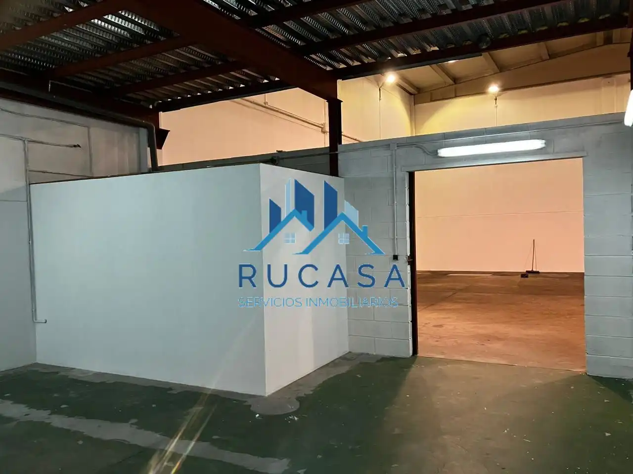 Nave industrial en venta en De Alfonso Álvarez Miranda