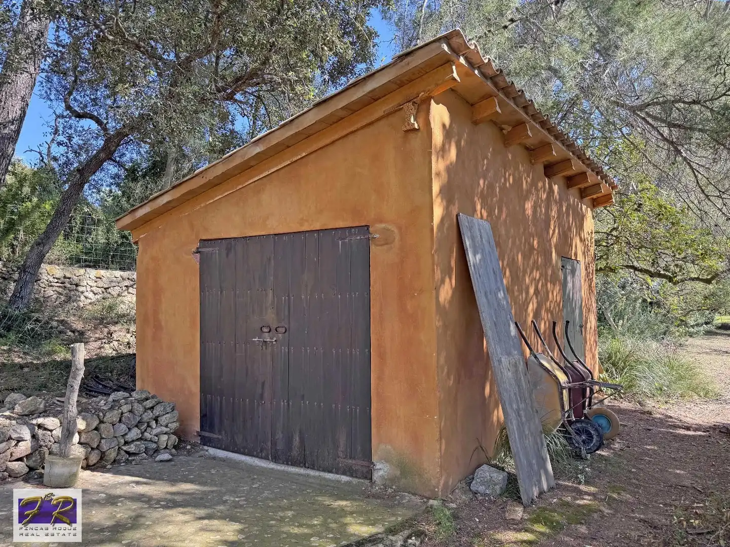 Vista exterior de Finca rústica en venta en Búger con Aire acondicionado, Terraza y Trastero