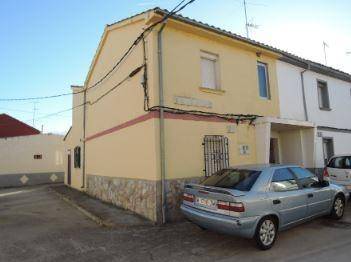 Piso en Venta en Santa Cristina de la Polvorosa