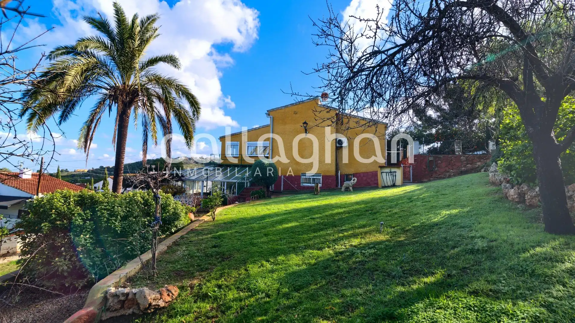Chalet con piscina en venta en Sierra Perenchiza - Cumbres de Calicanto - Sto Domingo, imagen 2