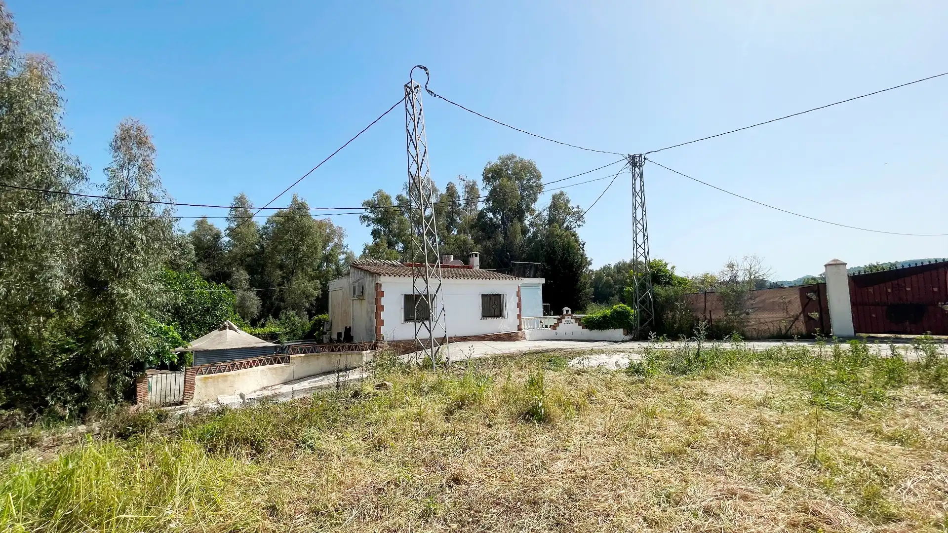 Houses for sale in Guaro