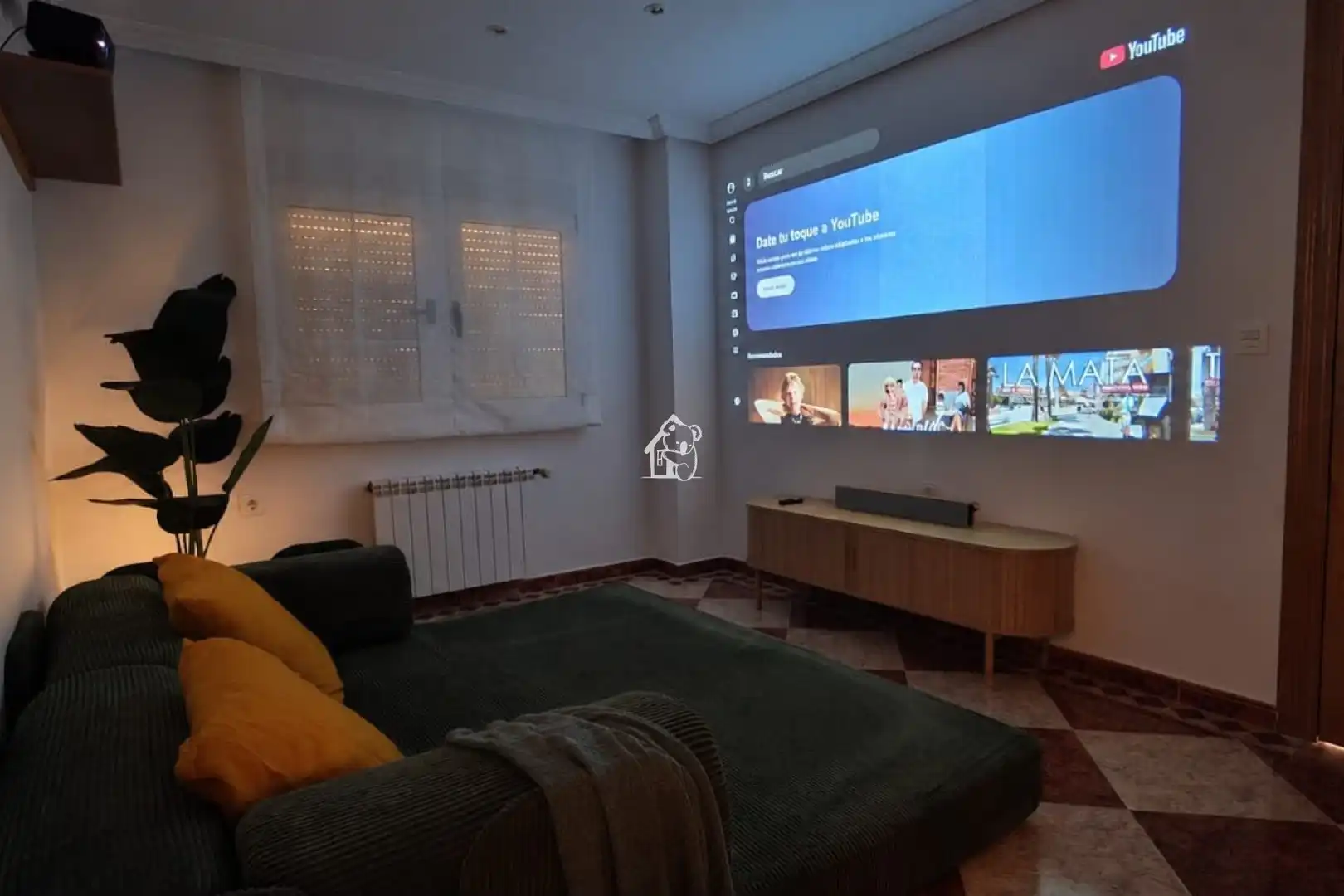 Wohnzimmer von Dachboden zur Miete in Torrevieja mit Klimaanlage, Privatgarten und Terrasse