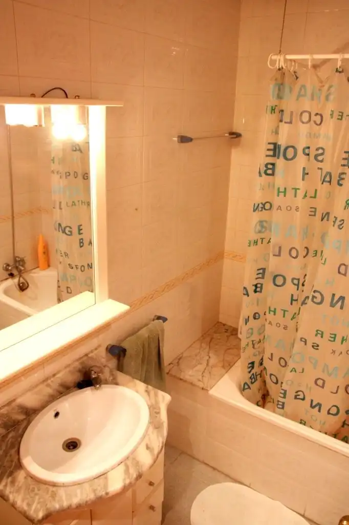 Baño de Piso en venta en Terrassa con Aire acondicionado y Calefacción
