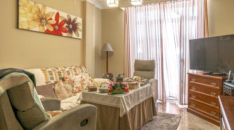 Foto 4 de Casa adosada en venta en Núcleo urbano, Cádiz