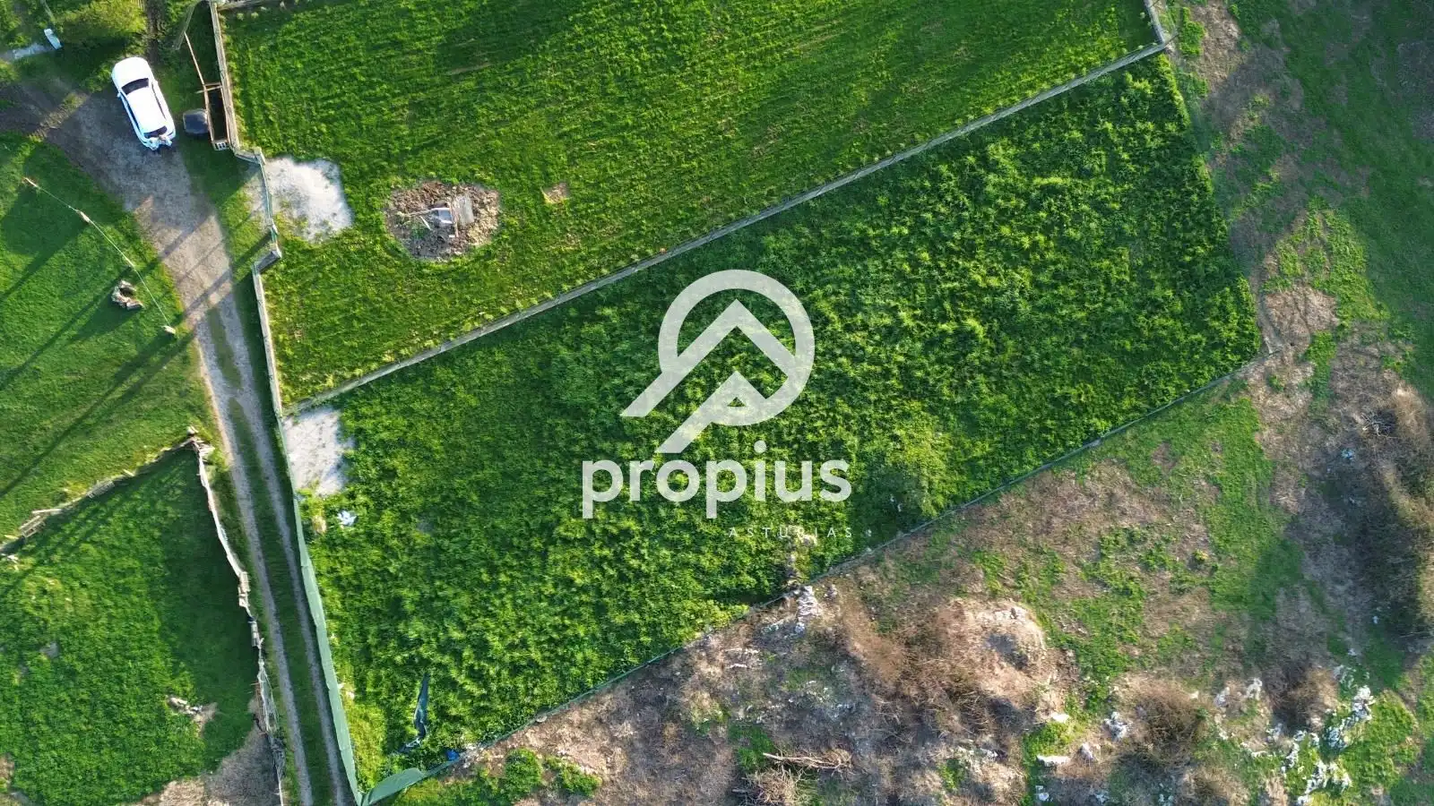 Land for sale in Llanes