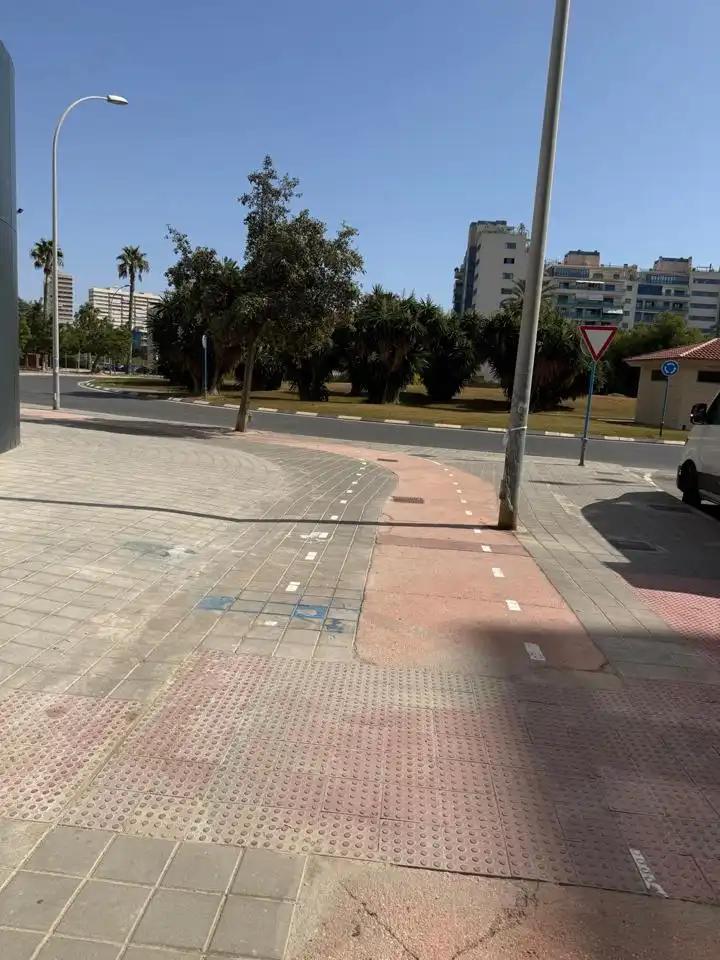 Local comercial de lloguer a Maestro José Garberí Serrano, imagen 11