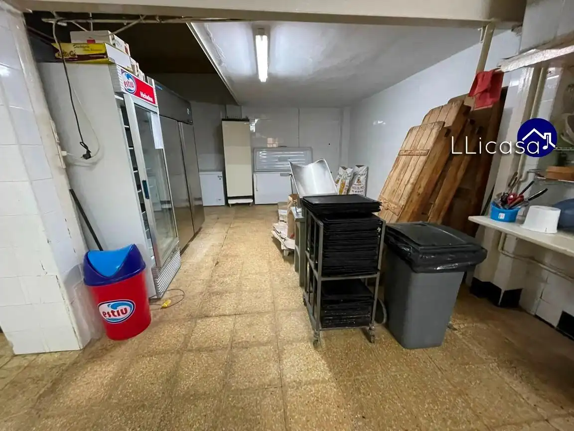 Commercial properties for sale in Pedralba