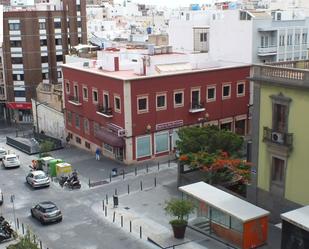 Vista exterior de Pis en venda en Las Palmas de Gran Canaria amb Terrassa i Balcó