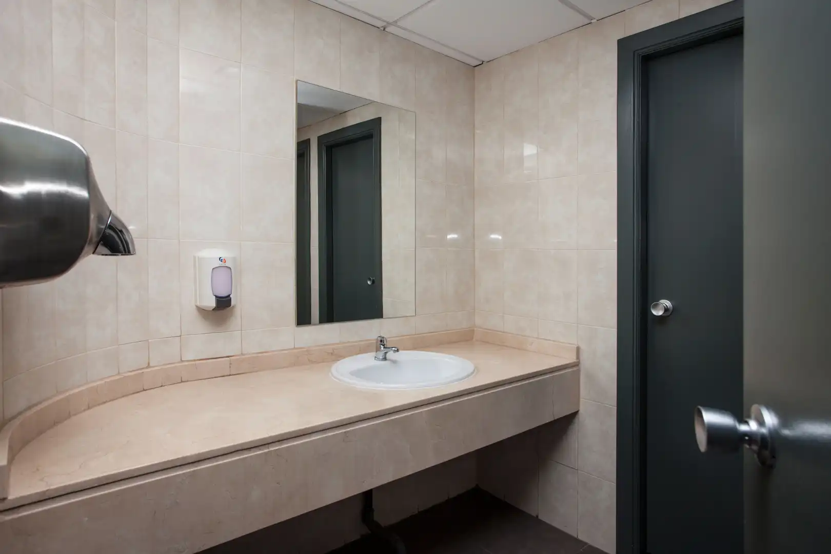 Office for rent in Avinguda Enric Valor, 3, El Castell
