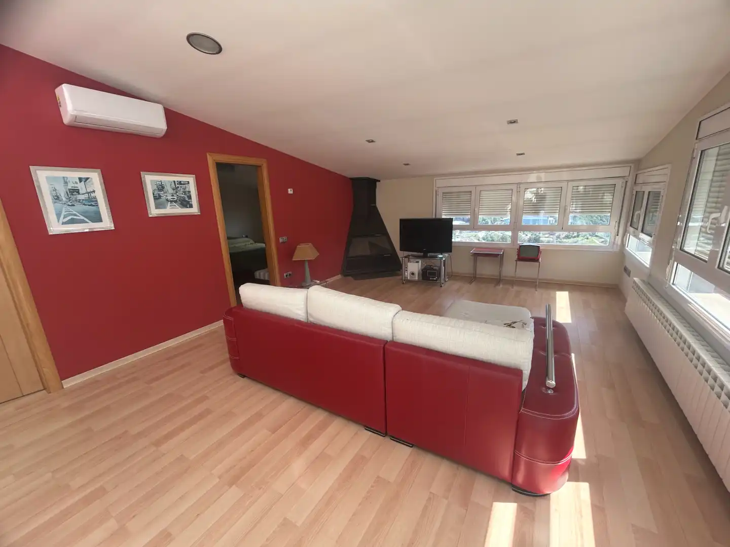 Sala d'estar de Casa o xalet en venda en Castellgalí amb Aire condicionat, Calefacció i Jardí privat