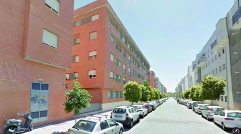 Foto 2 de Piso en venta en El Cano - Los Bermejales, Sevilla Capital