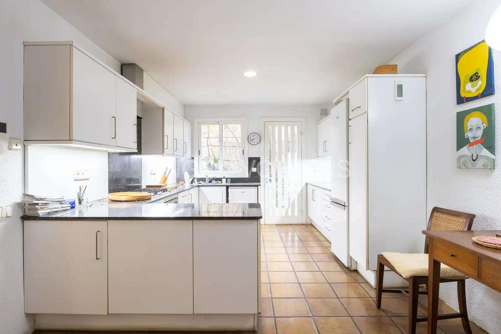 Cocina de Casa o chalet en venta en Barcelona con Calefacción, Jardín privado y Terraza