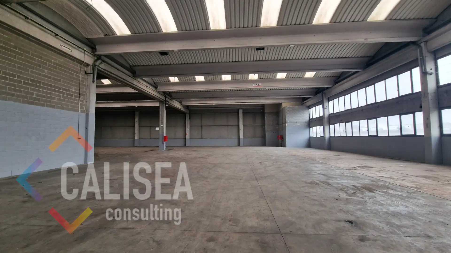 Nau industrial de lloguer en Terrassa