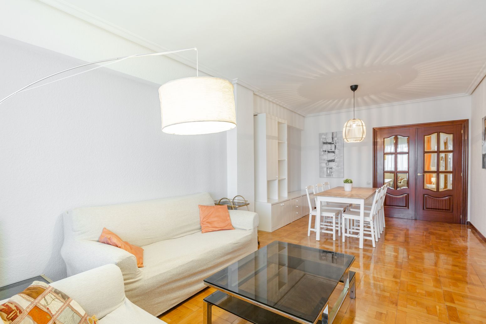Living room of Flat to rent in  Pamplona / Iruña  with Heating, Parquet flooring and Terrace