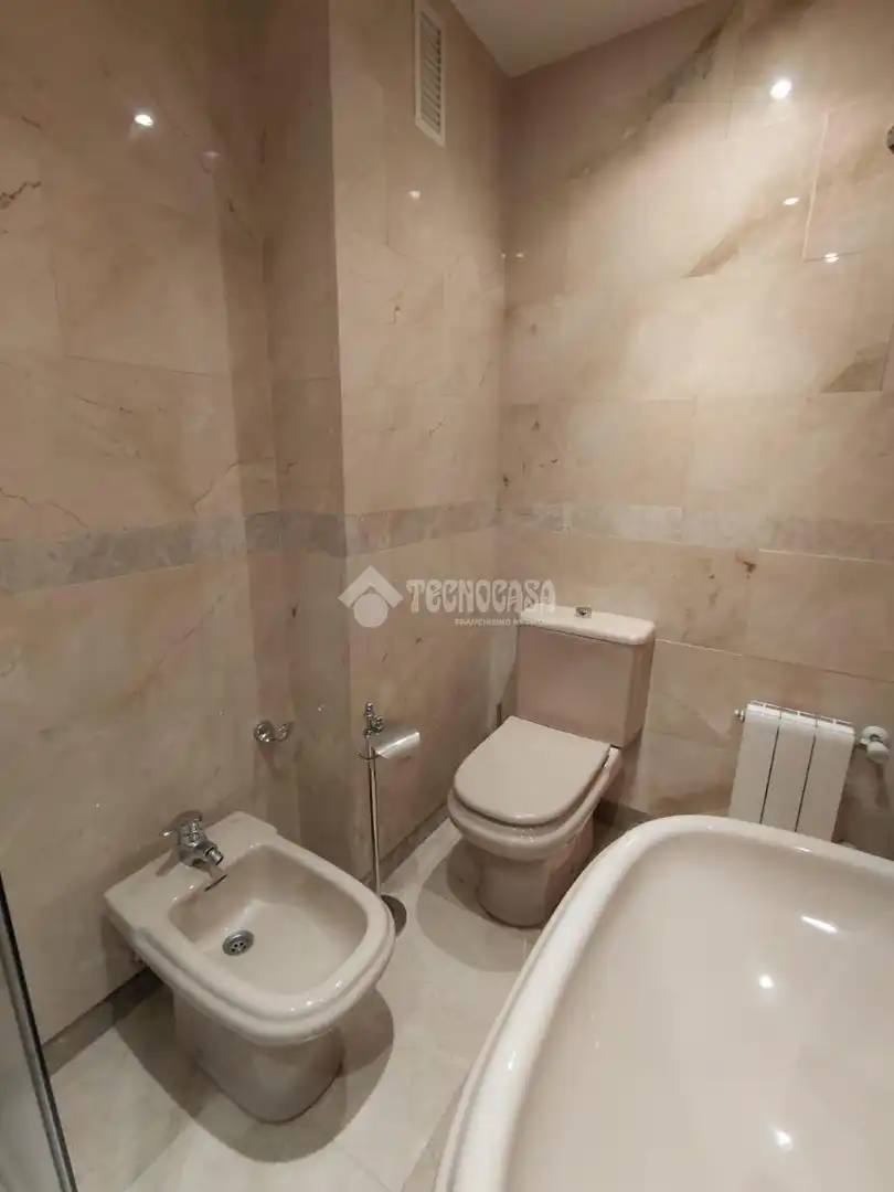 Baño de Piso en venta en Getafe con Calefacción