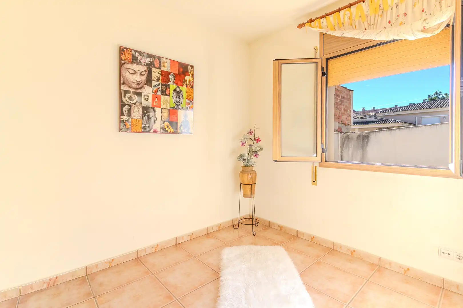 Habitación de Casa o chalet en venta en Deltebre con Calefacción, Terraza y Trastero