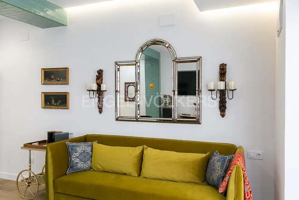 Living room of Flat for rent in Valencia  with Air Conditioner, Heating and Furnished
