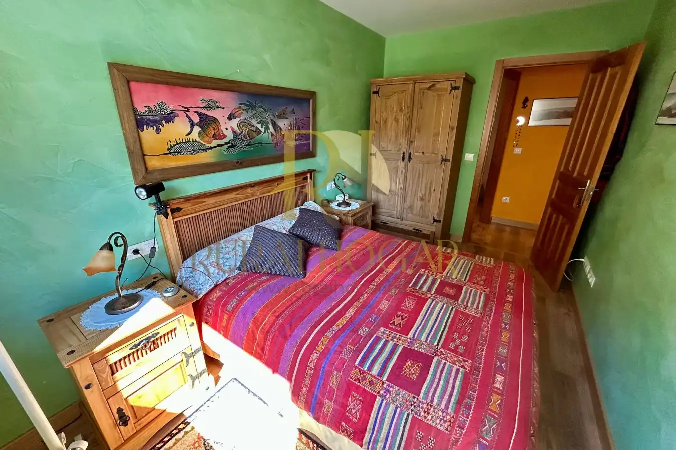 Dormitori de Apartament en venda en Puebla de Lillo amb Calefacció, Traster i Moblat