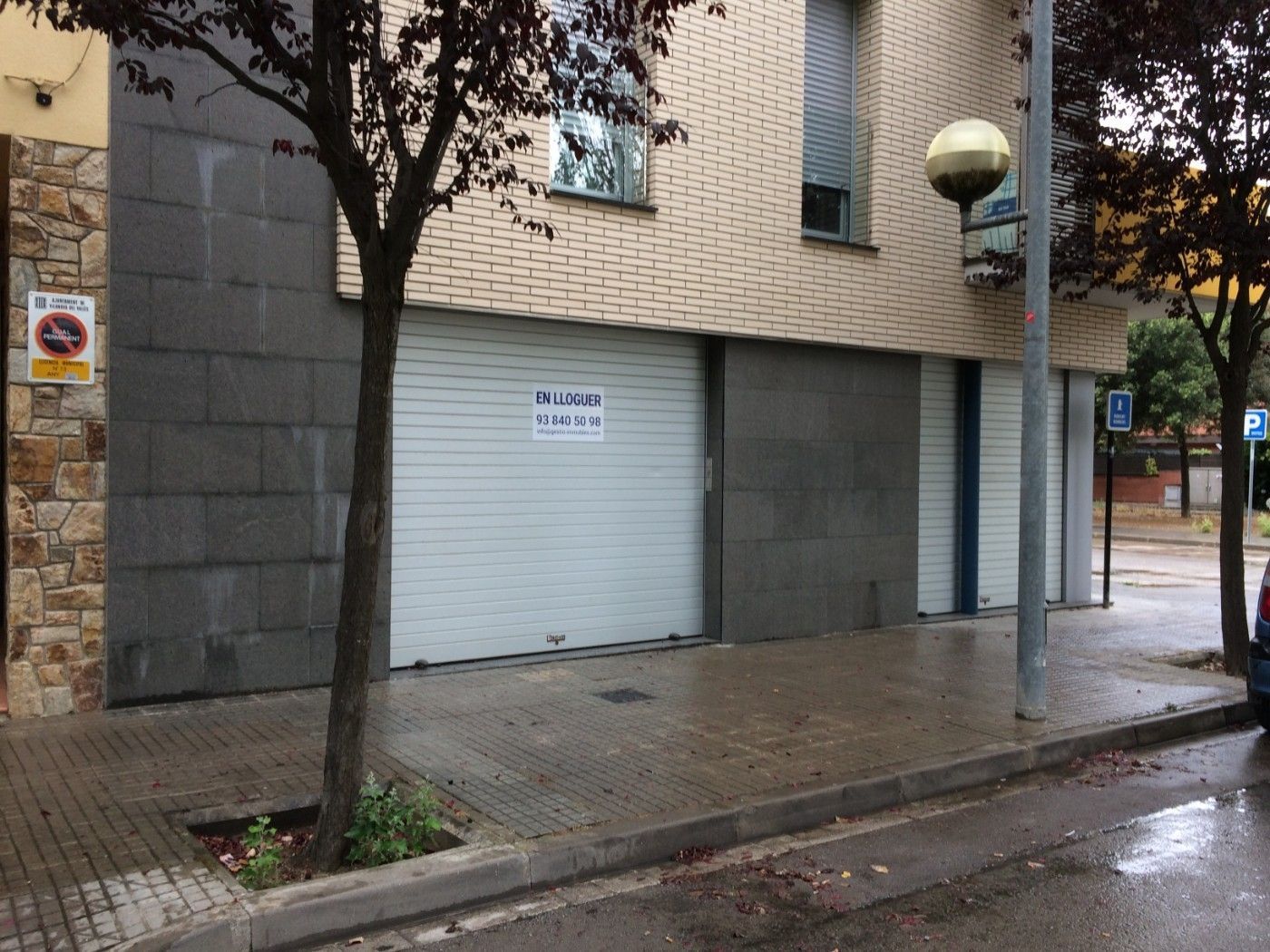 Exterior view of Premises to rent in Vilanova del Vallès