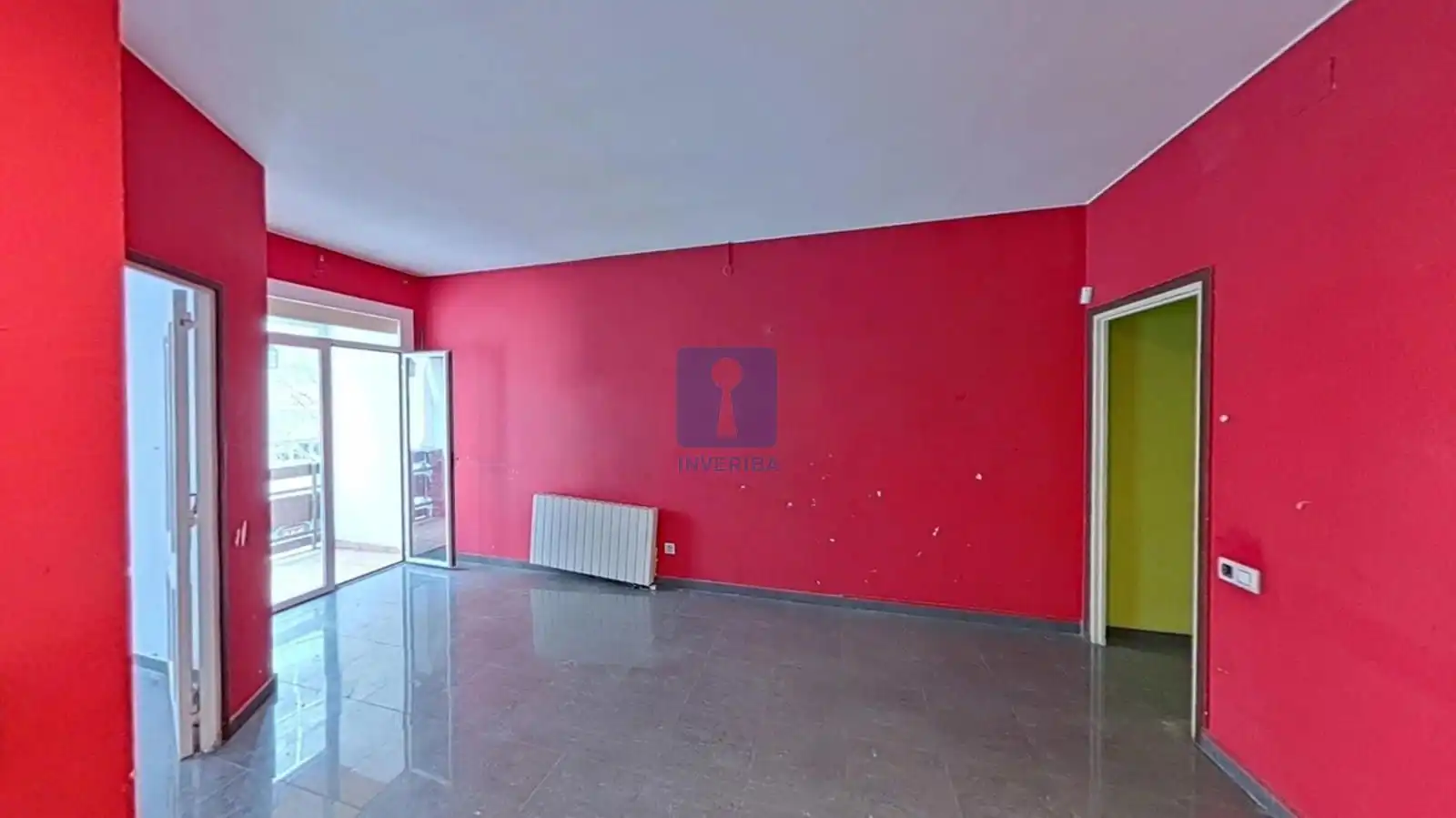 Piso en venta en Barcelona con Calefacción y Terraza