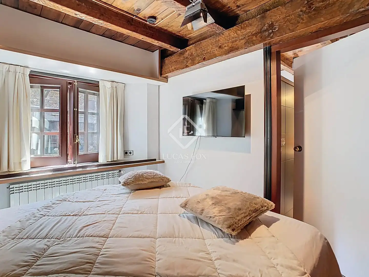 Habitación de Piso en venta en Ordino con Calefacción, Parquet y Terraza