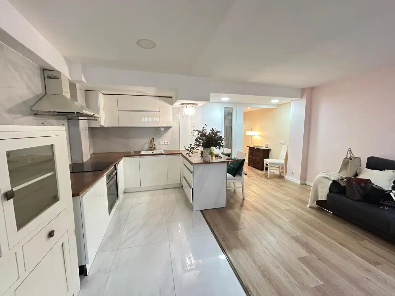 Cocina de Piso en venta en Barcelona con Aire acondicionado