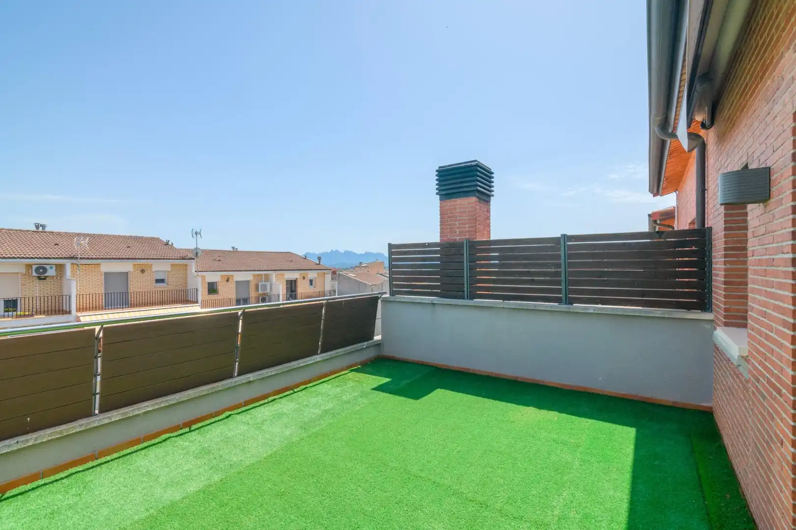 Terrassa de Casa o xalet en venda en Santpedor amb Calefacció, Jardí privat i Parquet