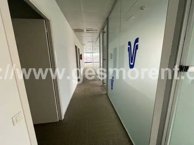 Office space for sale in Montigalà - Sant Crist, imagen 4