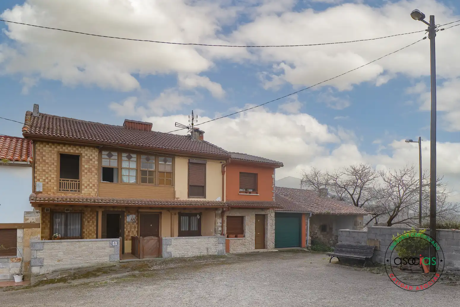 Vista exterior de Casa o chalet en venta en Parres con Calefacción y Terraza