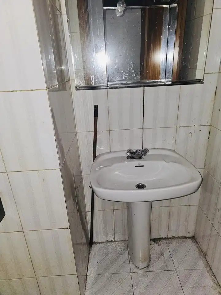 Bany de Pis en venda en Toledo amb Calefacció i Terrassa