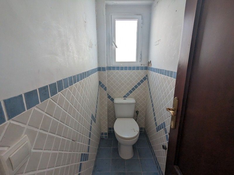 Bathroom of Flat for sale in  Sevilla Capital
