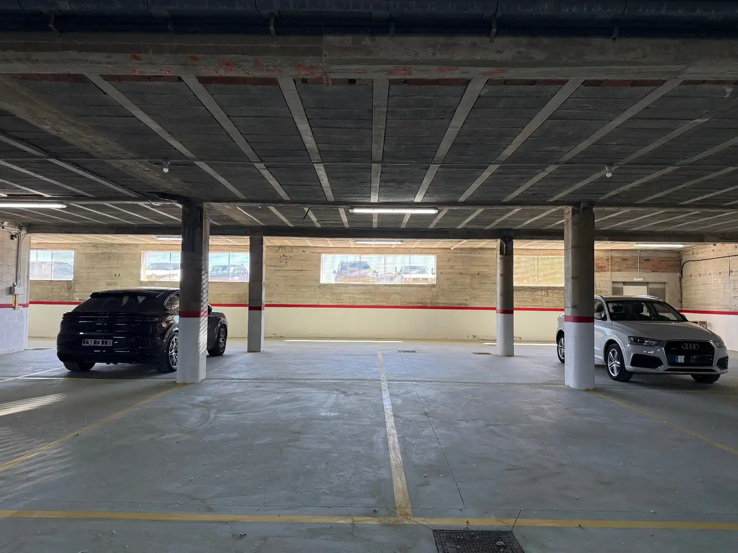 Parking of Garage for sale in O Grove  