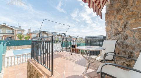 Photo 3 of Single-family semi-detached for sale in Calle Río Jarama, 79, Zona el Caño, Madrid