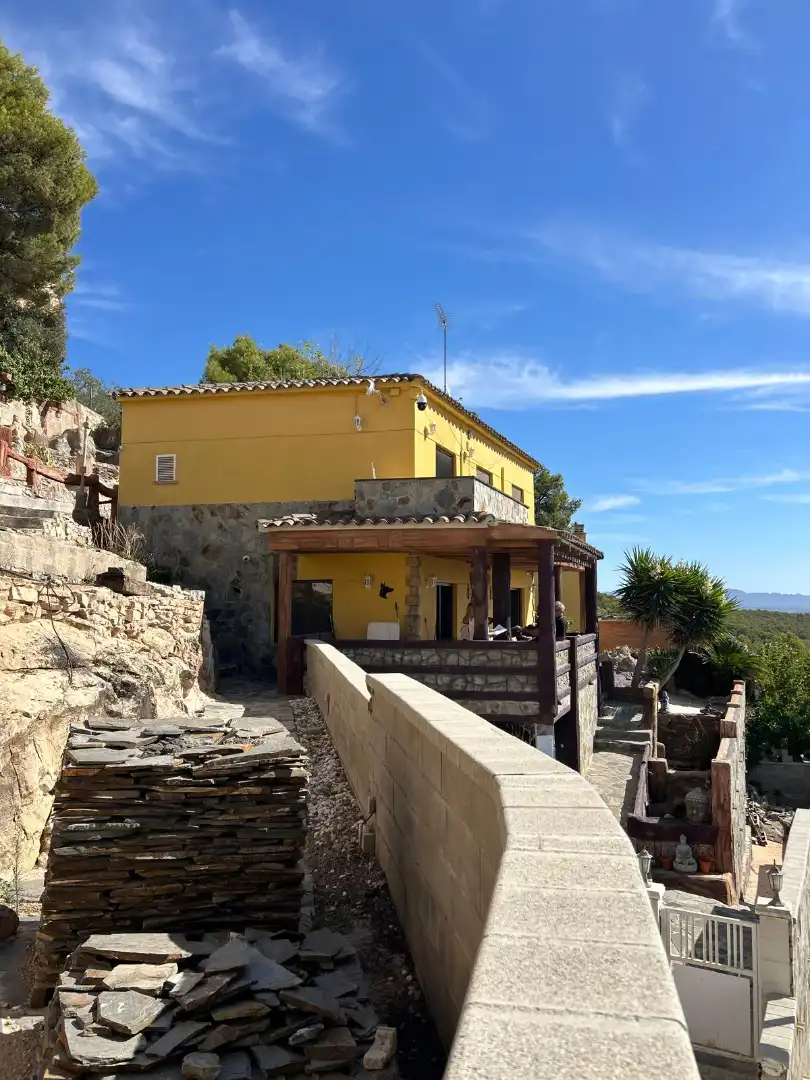 Xalet amb terrassa en venda a Carrer Paisos Catalans, imagen 3