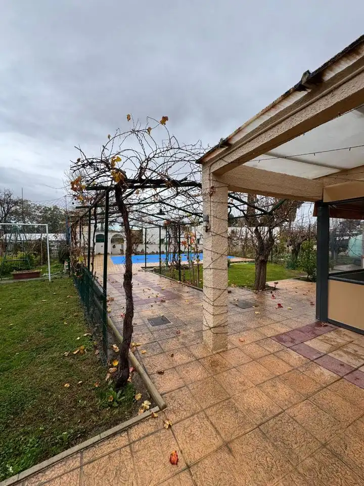 Jardí de Casa o xalet en venda en Cadrete amb Aire condicionat, Calefacció i Jardí privat