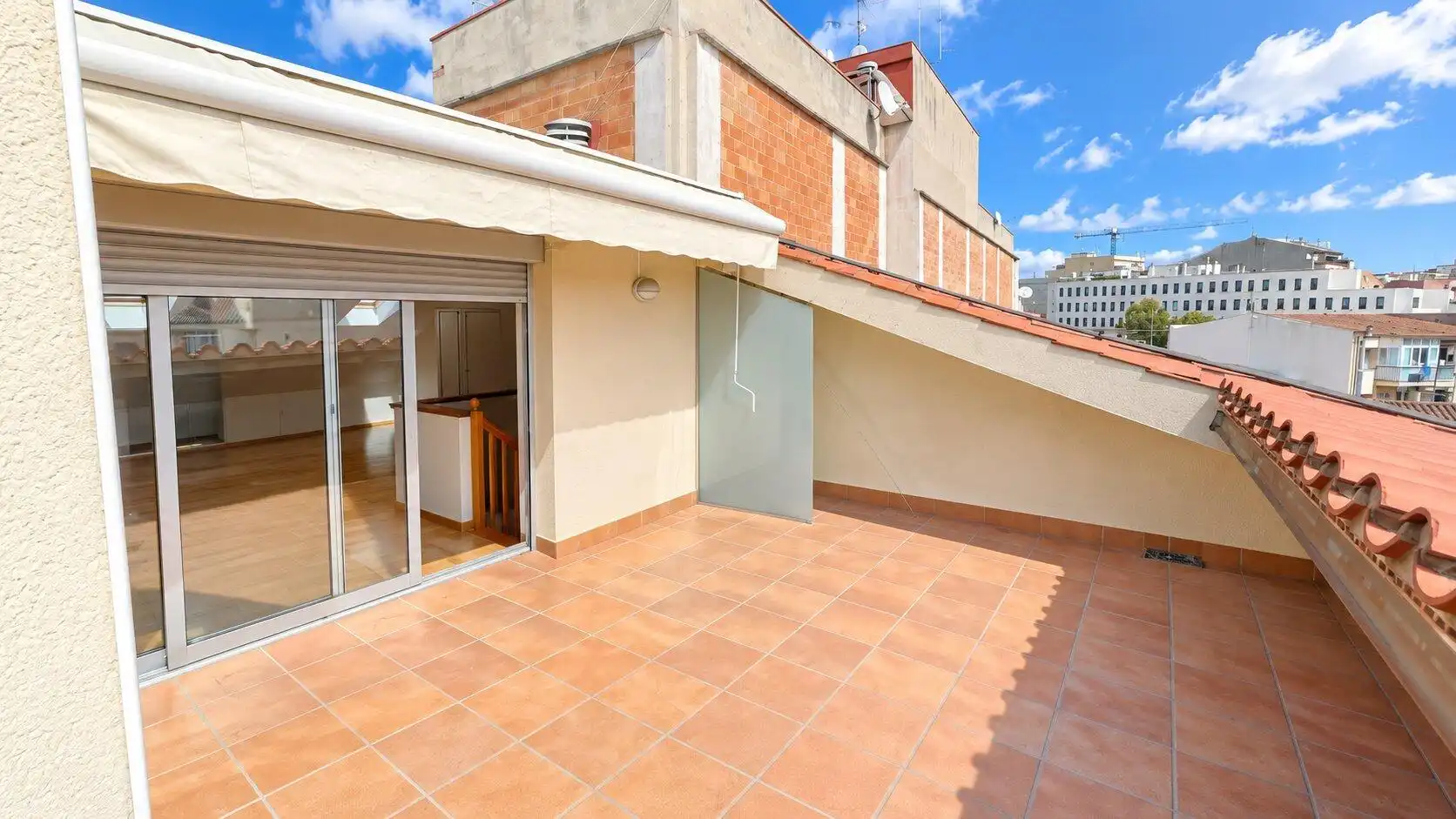 Duplex with terrace for sale in Centre - Estació, imagen 2