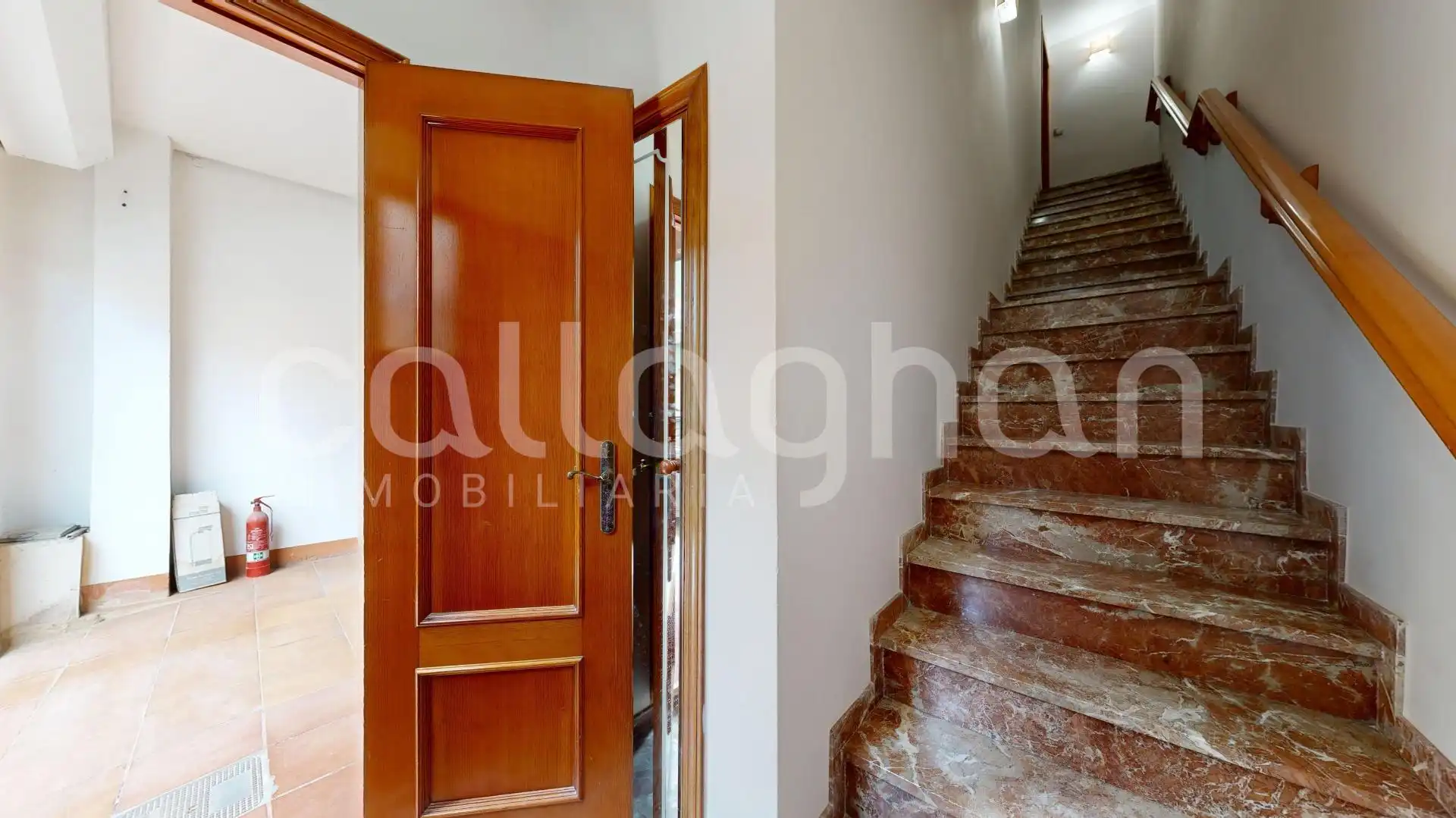 Casa adosada en venta en Benetússer con Aire acondicionado, Calefacción y Terraza