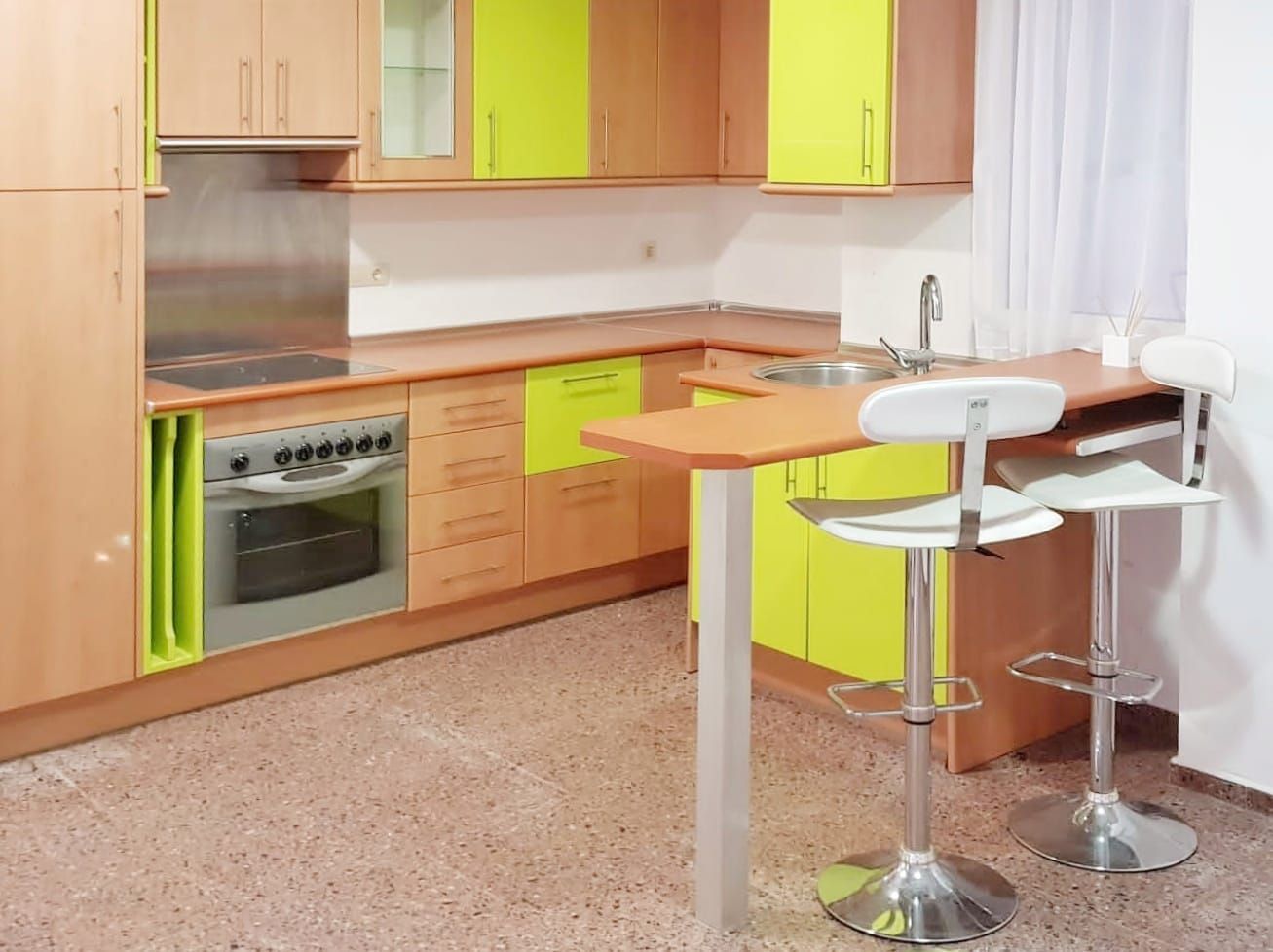 Kitchen of Flat to rent in Alicante / Alacant  with Air Conditioner, Heating and Furnished
