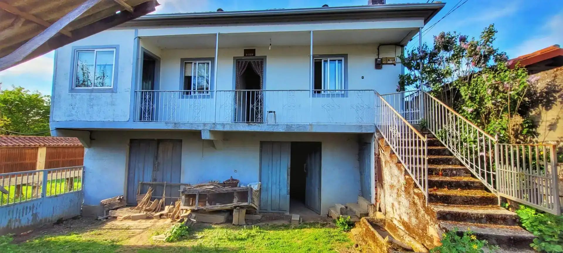 Vista exterior de Casa o chalet en venta en A Bola  con Balcón