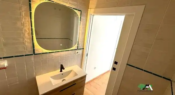 Bathroom of Duplexes for sale in Baeza  with Terrace