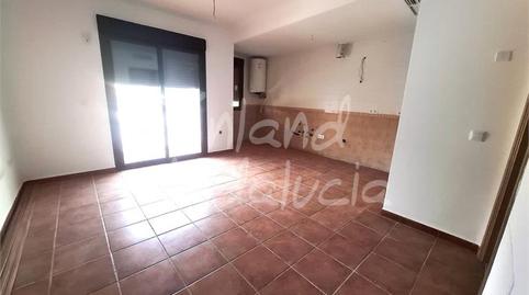 Foto 2 de Apartamento en venta en Alcaucín, Málaga